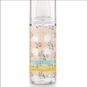 2 Good Chemistry Tiger Lily Body Mist spray